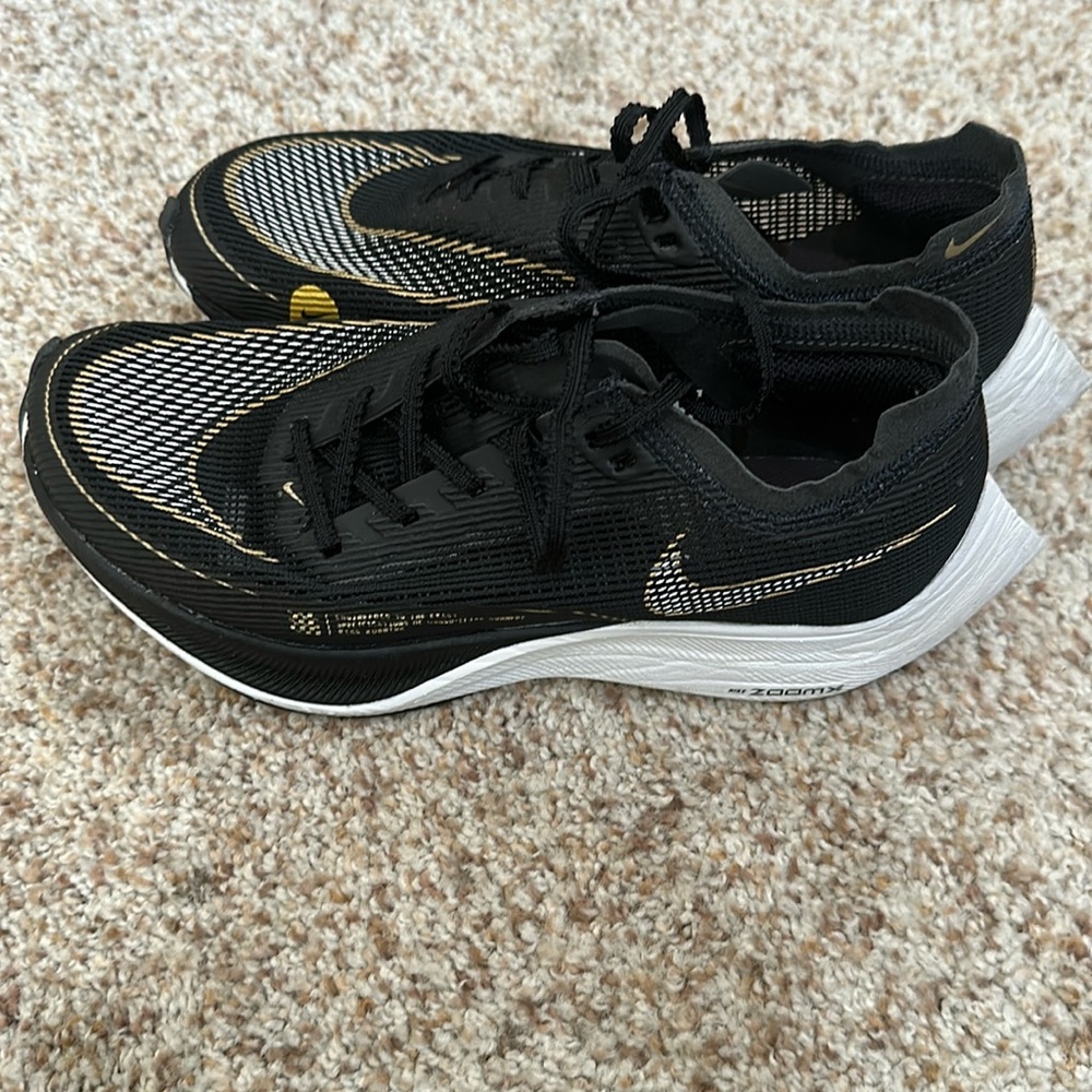 Nike running shoes almost new